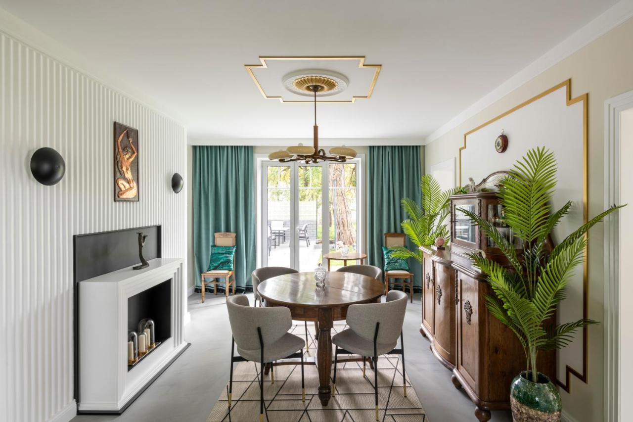 קובנה Suite With Private Bathroom At Three Bedroom Interwar Villa Grabyte With Daily Spaces To Share By Pine Forest On The Bank Of The River- 8Min By Car From Old Town מראה חיצוני תמונה